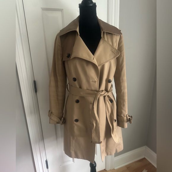 Club Monaco Classic Tan Double-Breasted Trench Coat with leather